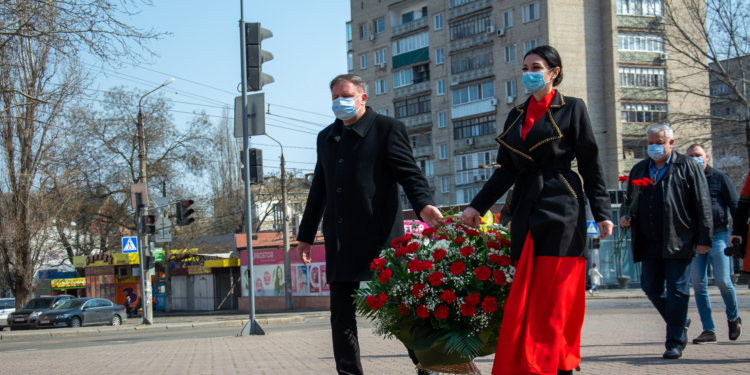 В Николаеве почтили память героев-ольшанцев (ФОТО)