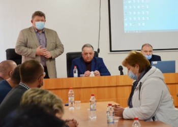 НГЗ переведут на технологию сухого складирования шлама – об этом руководство завода рассказало жителям Галицыново (ФОТО)