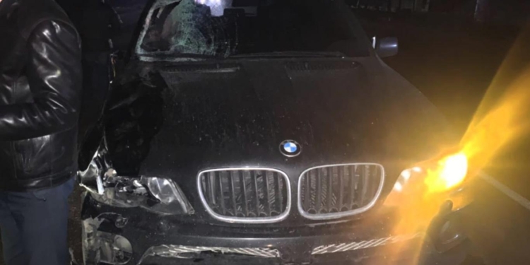 Под Николаевом BMW сбил мужчину. Полиция ищет свидетелей (ФОТО)