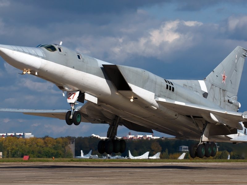 Втягивают в войну. РФ впервые применила стратегические Ту-22М3 для ударов по Украине из Беларуси