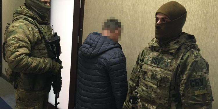 В Днепре задержали лазутчика – шпионил в пользу “ДНР” (ФОТО)