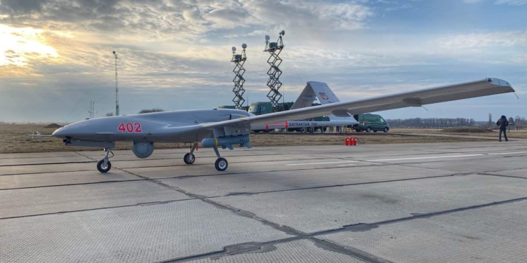 На Тендровской косе испытали ударные беспилотники Bayraktar TB2 (ФОТО)