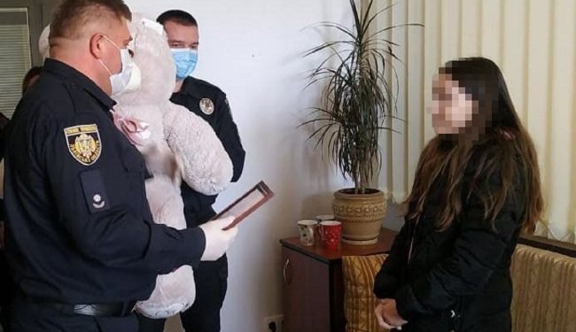 Во Львове 11-летняя девочка задержала грабителя