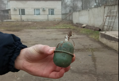 В Николаеве нашли пару гранат под котельной (ФОТО)