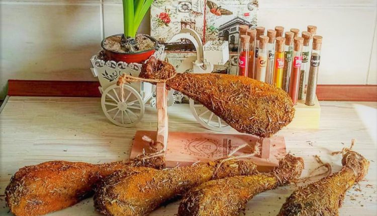 Вкусная жизнь. В Украине делают бастурму из курицы и хамон из индюка (ФОТО) 7