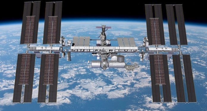 Астронавты на МКС сбросили в космос 3 тонны мусора