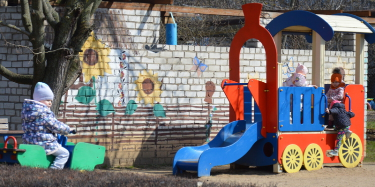 Дошколятам Корабельного района впору позавидовать: там в детсадах теперь «Сад мечты» –  благодаря НГЗ (ВИДЕО)