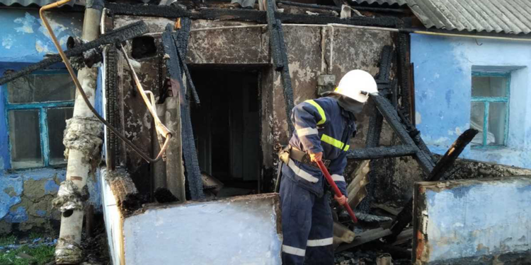 На Николаевщине 27-летний мужчина, из-за которого и произошел пожар, получил 25% ожогов тела