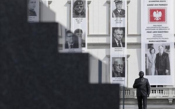 Годовщина крушения Ту-154М под Смоленском: прокуратура Польши продлила расследование