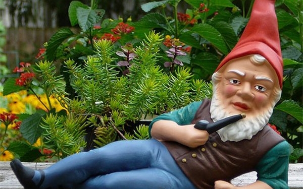 Нам бы их проблемы. Великобритания страдает от острого дефицита садовых гномов