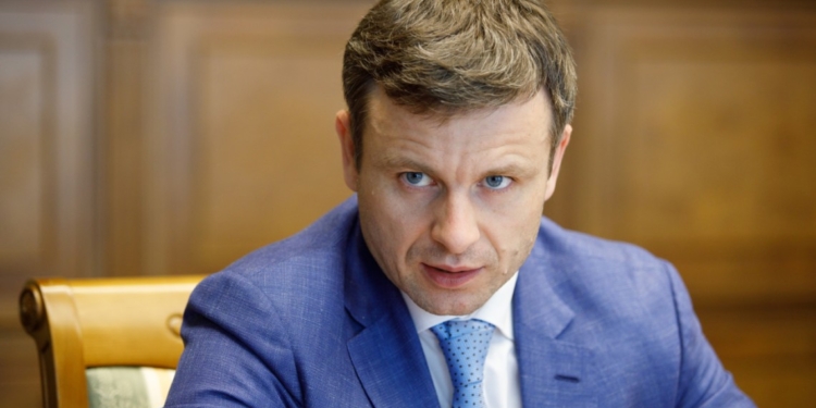 Высокие отношения. Глава Минфина обозвал Степанова персонажем из «12 стульев», а Саакашвили – «шулером с большой дороги». Саакашвили ответил: «козявка»