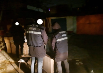 Налоговая милиция Николаевщины остановила незаконный сбыт контрабандных сигарет на 2 млн.грн. (ФОТО)