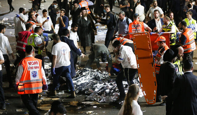 Из-за обрушения трибун на религиозном празднике в Израиле погибло более 40 человек (ФОТО, ВИДЕО)