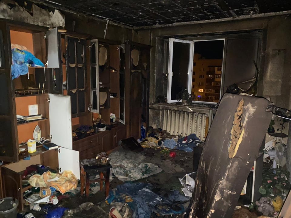 Ночью в Николаеве на пожаре погибла женщина (ФОТО) 3