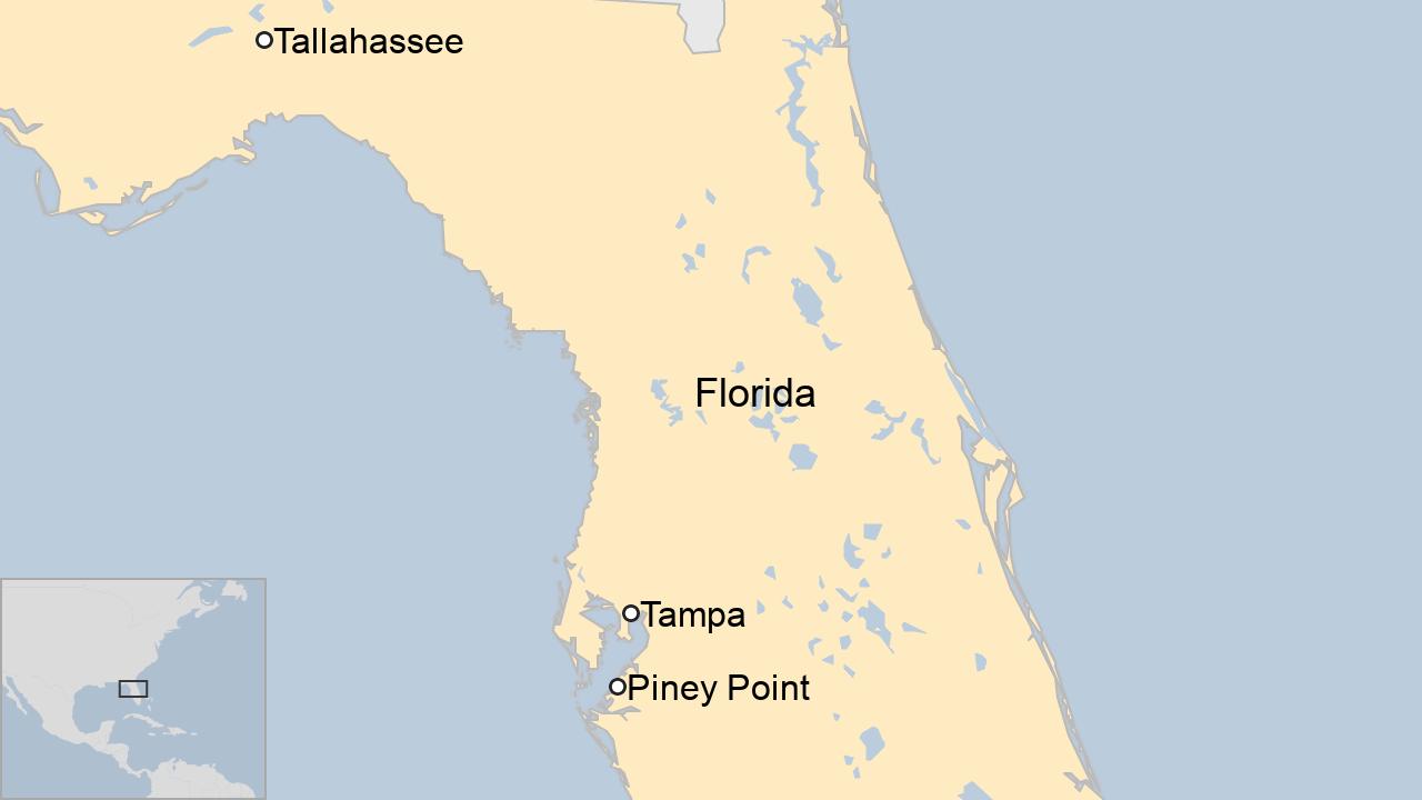 Во Флориде объявлено ЧП после утечки из большого пруда токсичных сточных вод в заливе Тампа