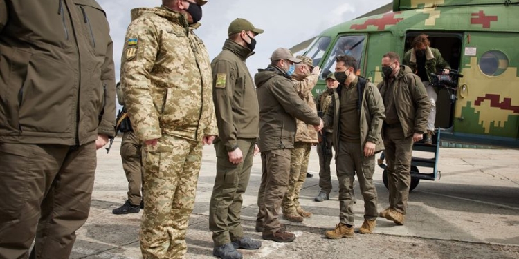 После гибели николаевского морпеха Зеленский поехал на Донбасс