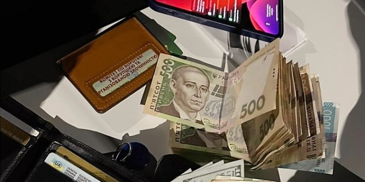 Первый зам начальника Госпотребслужбы Николаевщины требовал $2 тыс. – чтобы не мешать торговле мясом (ФОТО)