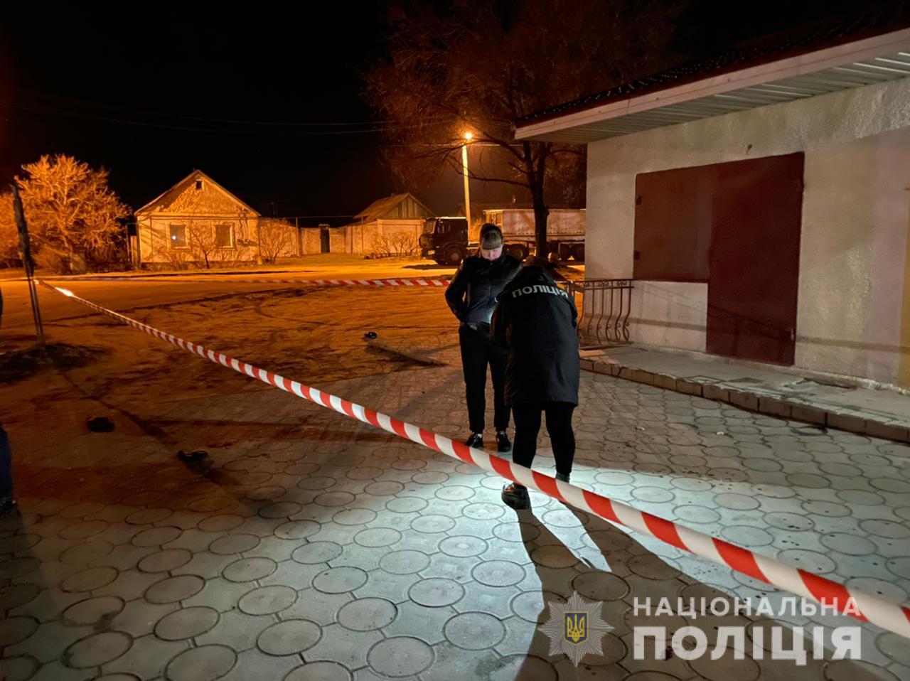 На Николаевщине ударом ножа в сердце убили 16-летнего парня (ФОТО, ВИДЕО)