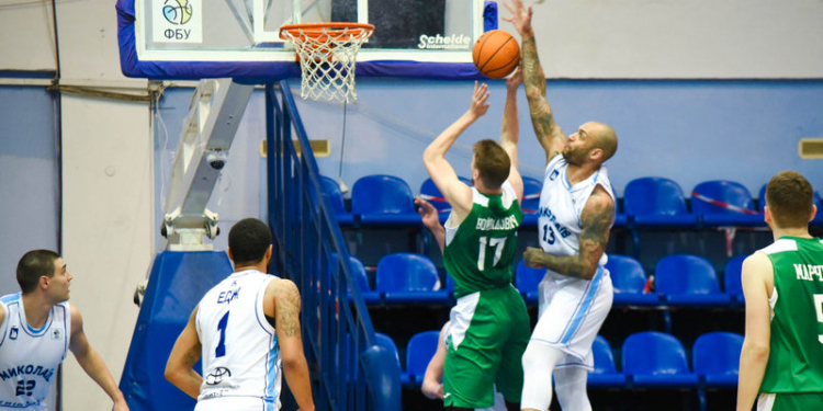 МБК «Николаев» дома в захватывающем матче проиграл «Химику» (ФОТО)