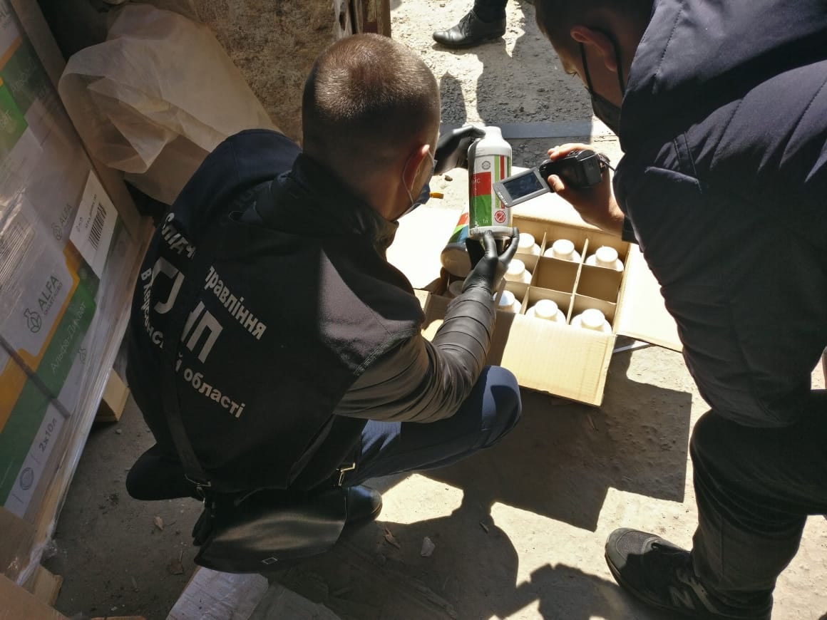 Птицы в заповеднике «Аскания-Нова» погибли из-за агрохимикатов, которыми травили грызунов, – полиция пошла с проверками к фермерам (ФОТО)