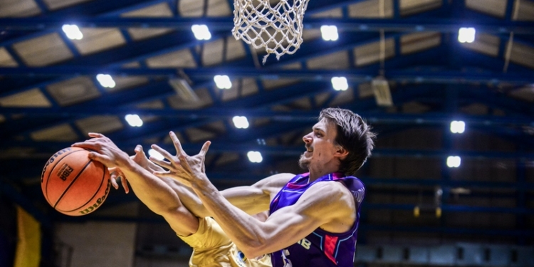 МБК «Николаев» уступил «Будивельнику» и покинул Кубок Украины (ФОТО)