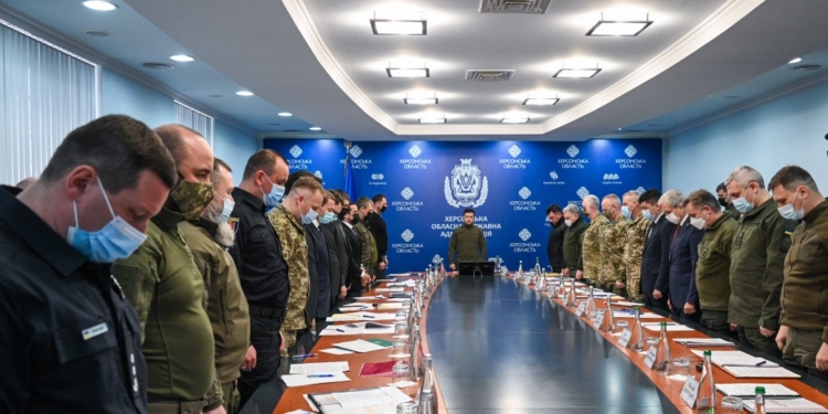 Посмотрел Зеленский на Юг Украины и сказал: надо собирать СНБО