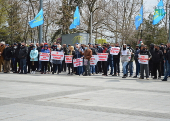 «Сеня! Беги!»: В Николаеве протестуют маршрутчики – требуют отменить карантинные ограничения (ФОТО и ВИДЕО)