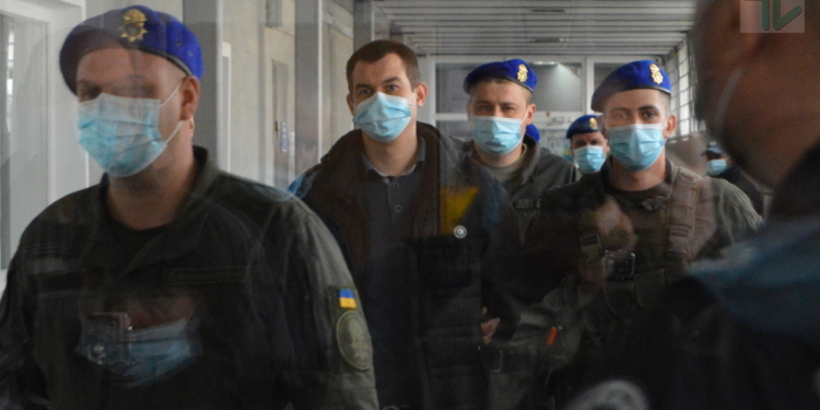 В Николаеве суд продолжает избирать меру пресечения подозреваемому в совершении смертельного ДТП Владиславу Аршинову (ФОТО и ВИДЕО)