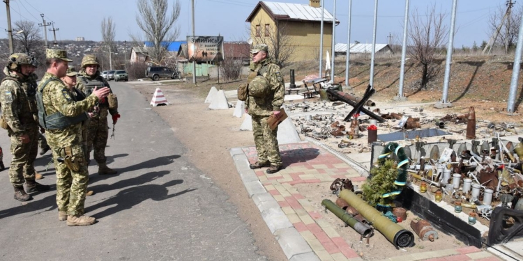 Делегация США побывала на Донбассе – на передовой