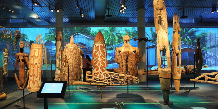 «Все, что нажито непосильным трудом»: Нидерланды намерены вернуть бывшим колониям произведения искусства