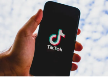 После обращения РФ к Китаю. TitTok начал удалять видео с критикой Путина и Кремля — СМИ