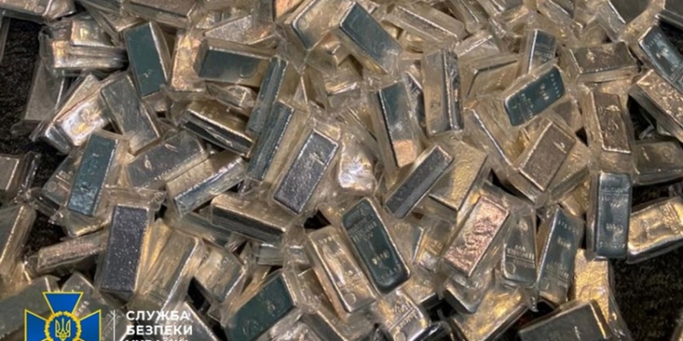 В Украине СБУ «накрыла» конвертцентр крупных размеров: изъяли 800 кг серебра у ОПГ, которая «отмыла» 65 млн.грн. (ФОТО, ВИДЕО)