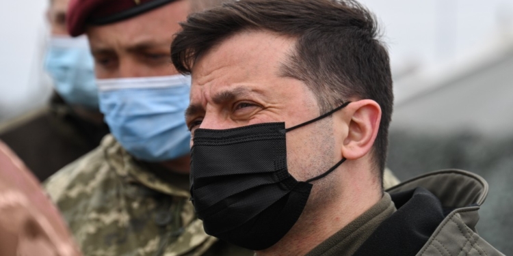 Зеленский побывал на админгранице с Крымом и призвал бойцов быть начеку (ФОТО)