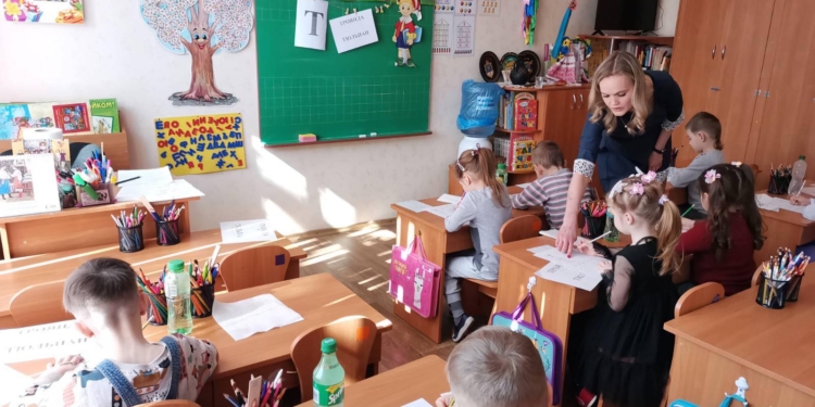 «Гипанис» зажигает звезды», – частный образовательный комплекс презентовал свою программу