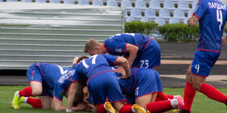 МФК «Николаев» одолел «Кремень»