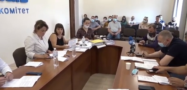 Профильная комиссия Николаевского горсовета отложила рассмотрение вопросов по ООО «Экотранс», пока завод не начнет соблюдать экологическое законодательство