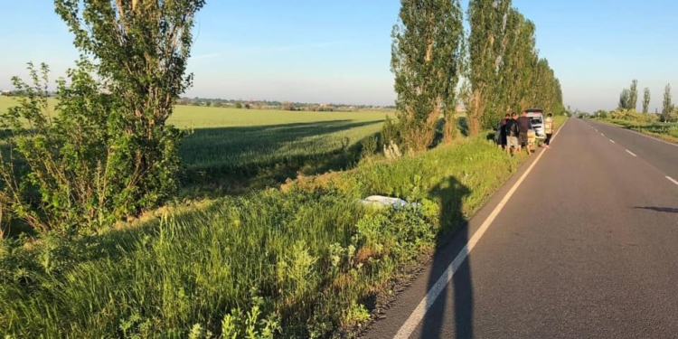 Ночное ДТП на Николаевщине: погибли 24-летний водитель и 18-летняя пассажирка (ФОТО)