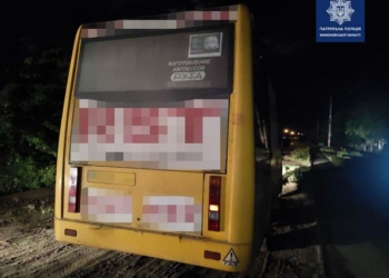 В Николаеве патрульные задержали пьяного водителя, который совершил ДТП и скрылся с места происшествия (ФОТО)