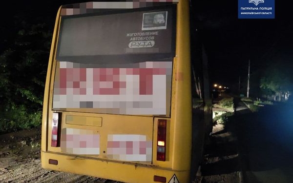 В Николаеве патрульные задержали пьяного водителя, который совершил ДТП и скрылся с места происшествия (ФОТО)