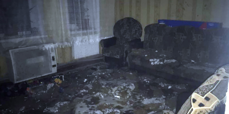 Ночью в Николаевском районе тушили жилой дом (ФОТО)