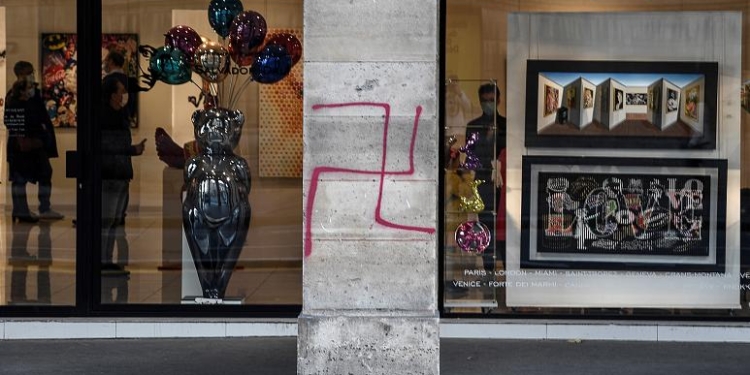 Во Франции предотвратили нападение неонацистов на масонскую ложу