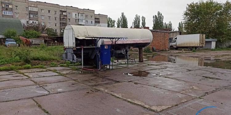 В Очакове полиция ликвидировала незаконную АЗС: топливо и оборудование изъято