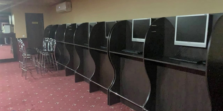 В центре Николаева работало подпольное казино. Теперь не работает (ФОТО)