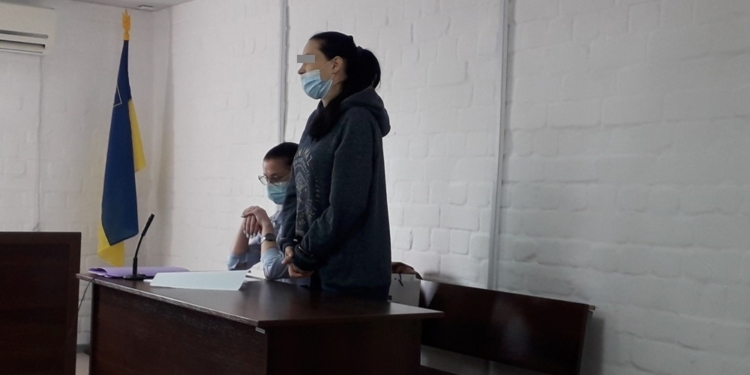 У нее уже есть 5 детей в возрасте от 6 до 2 лет: в Николаеве избрали меру пресечения женщине, которая лишила жизни свою новорожденную дочку (ФОТО)