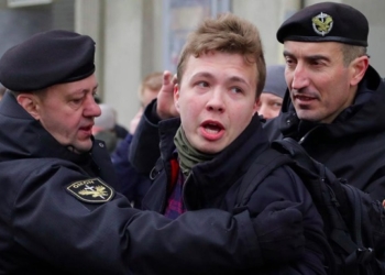 Белорусский истребитель посадил пассажирский самолет Афины-Вильнюс, чтобы задержать основателя NEXTA. Ему грозит смертная казнь (ФОТО)