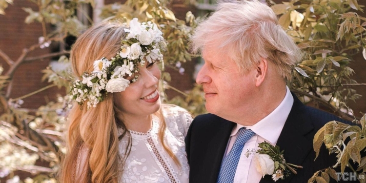 Подробности тайной свадьбы премьер-министра Великобритании Джонсона: одежда напрокат, 30 гостей (ФОТО, ВИДЕО)