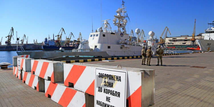 В Одессе пришвартовался фрегат береговой охраны USCGC Hamilton (ФОТО, ВИДЕО)