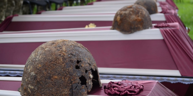 В Донецкой и Житомирской областях перезахоронили почти 200 воинов, погибших в годы Второй мировой войны (ФОТО)