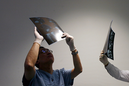 Врачи призвали запретить магнитный пирсинг из-за опасного тренда в TikTok