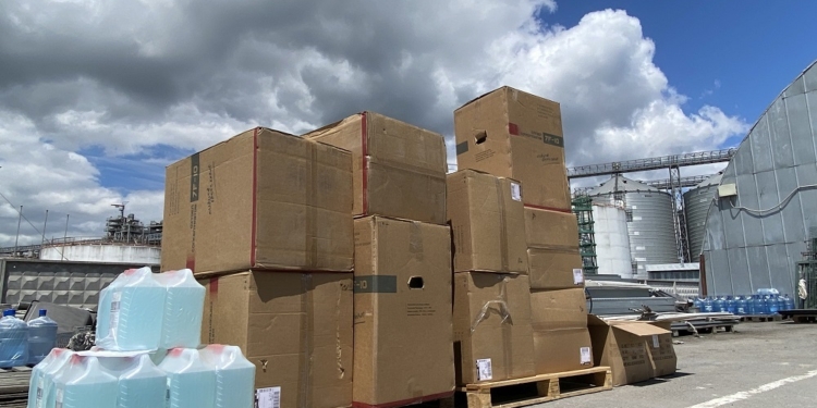 Порт «Ника-Тера» передал николаевским медикам 23 кислородных концентратора и другое оборудование (ФОТО)